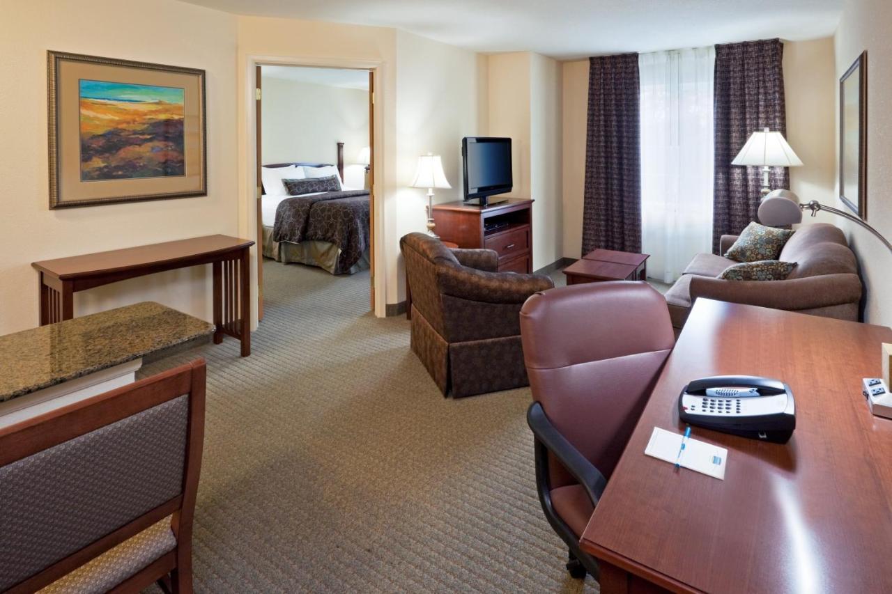 Staybridge Suites - Philadelphia Valley Forge 422, An Ihg Hotel Royersford Ngoại thất bức ảnh